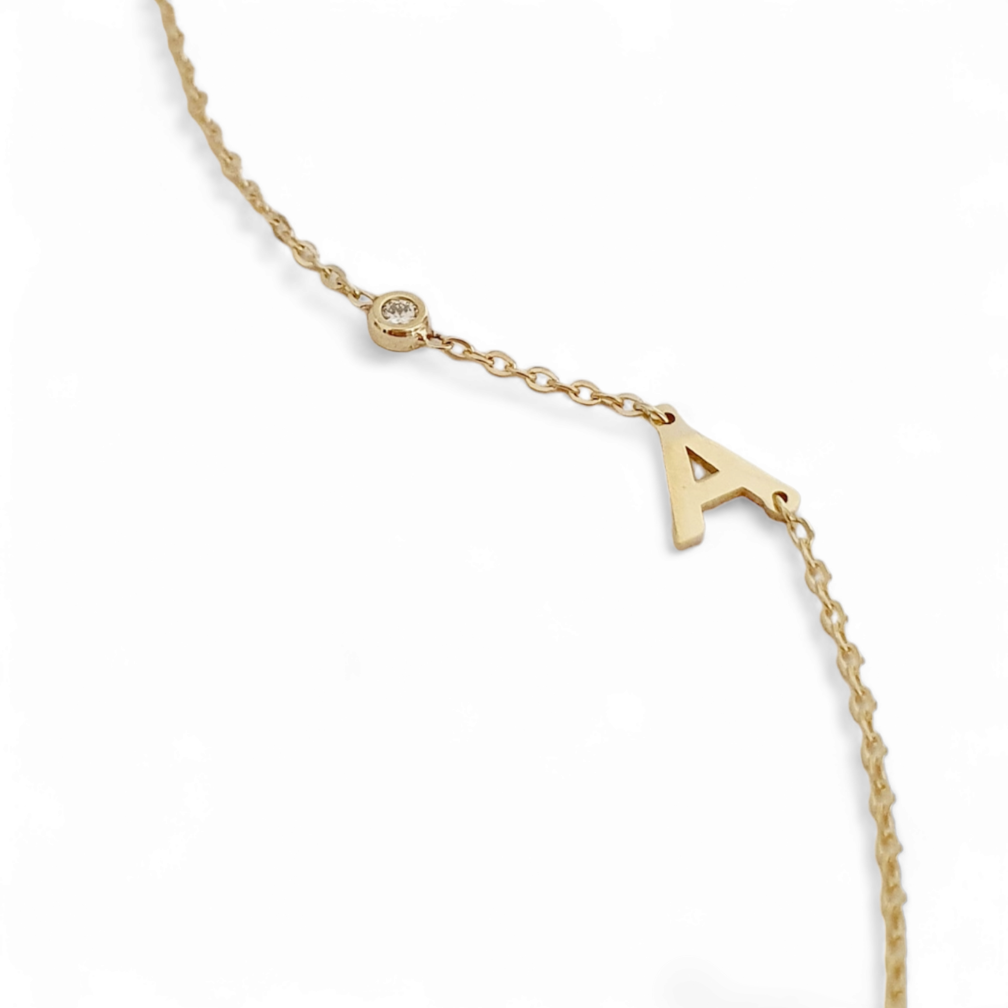 Retiazkový náramok Písmeno s prírodným diamantom 0,03ct