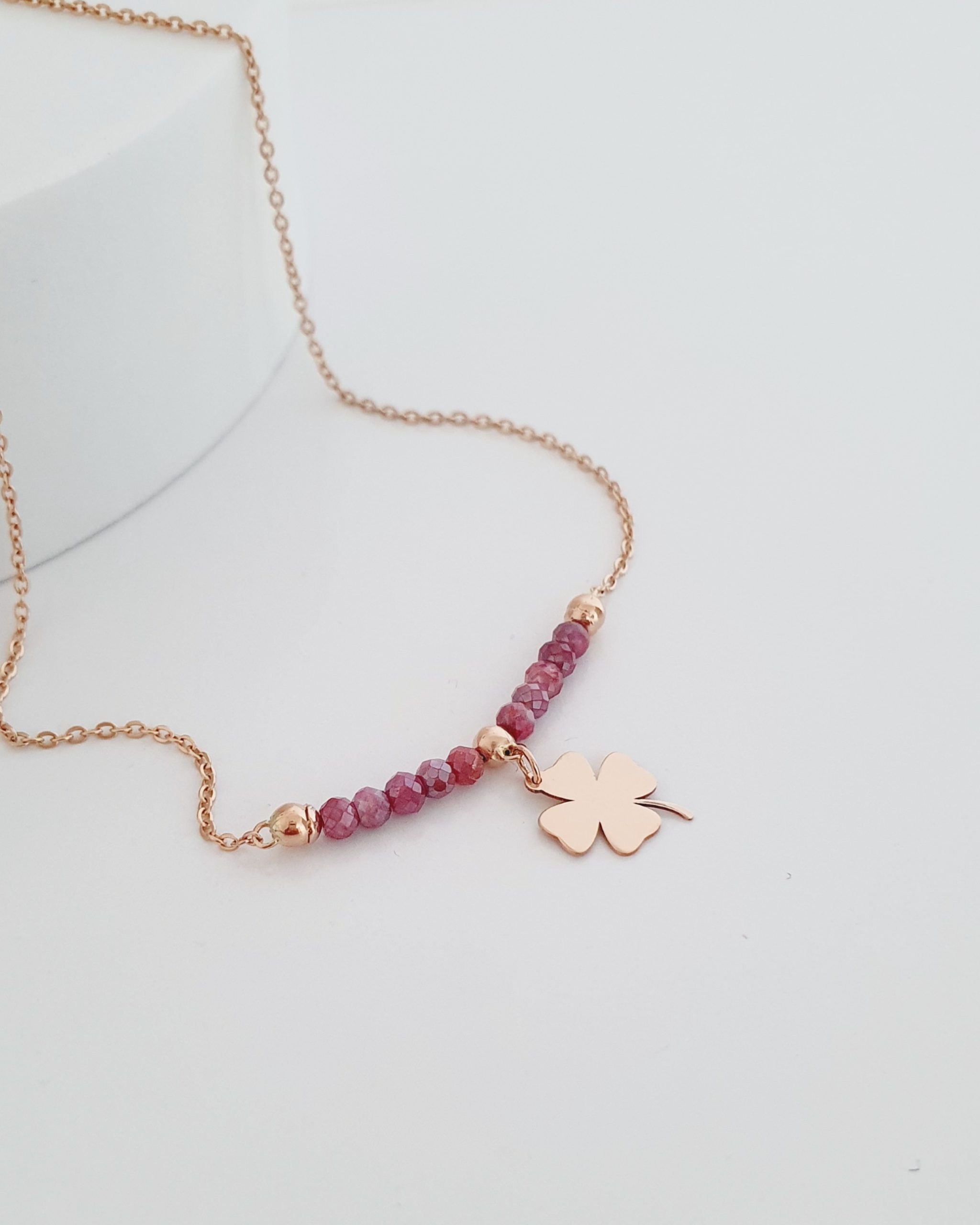 Náhrdelník Štvorlístok s rubínmi ružové zlato 14kt