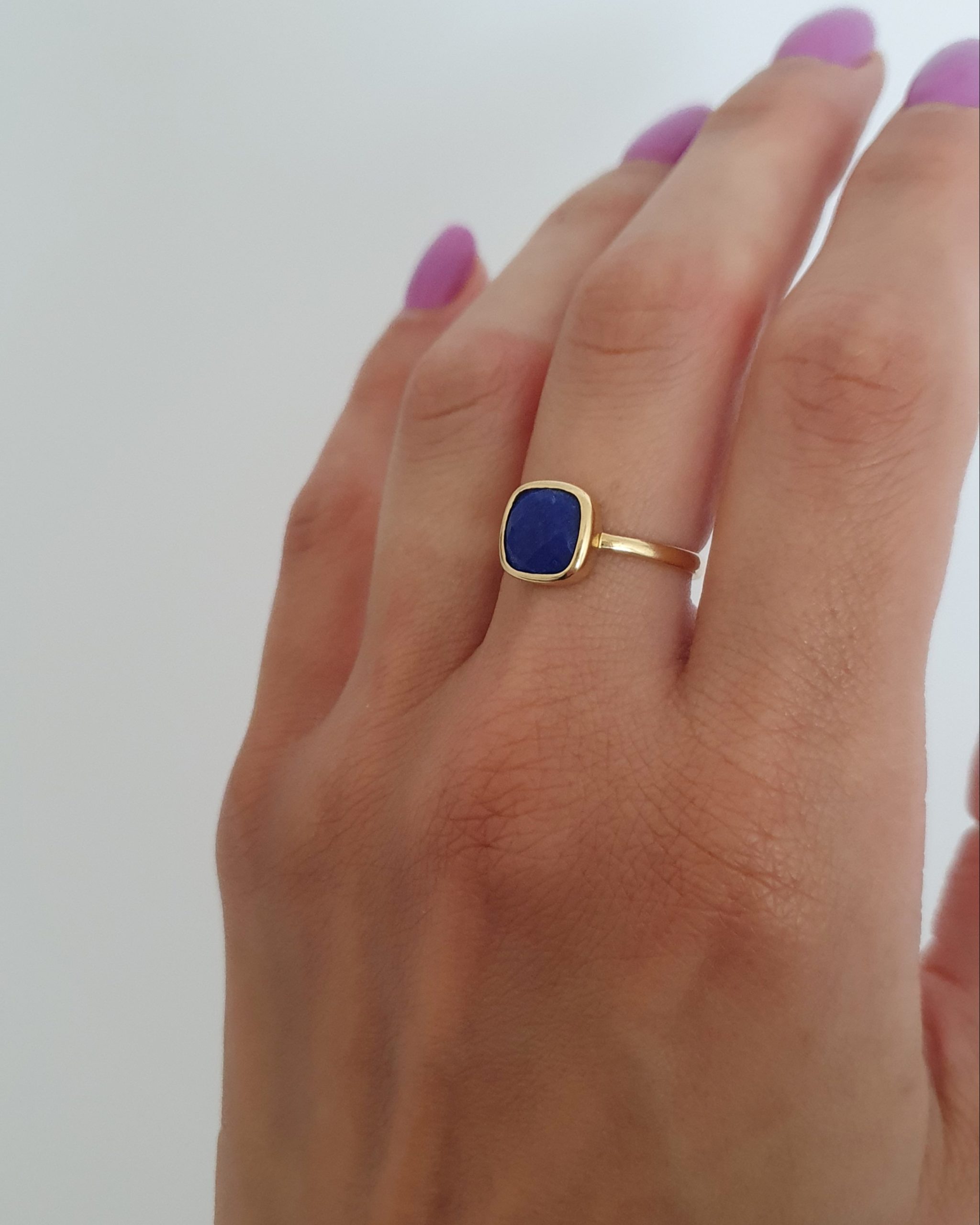 Prsteň prírodný Lazurit žlté zlato 18kt