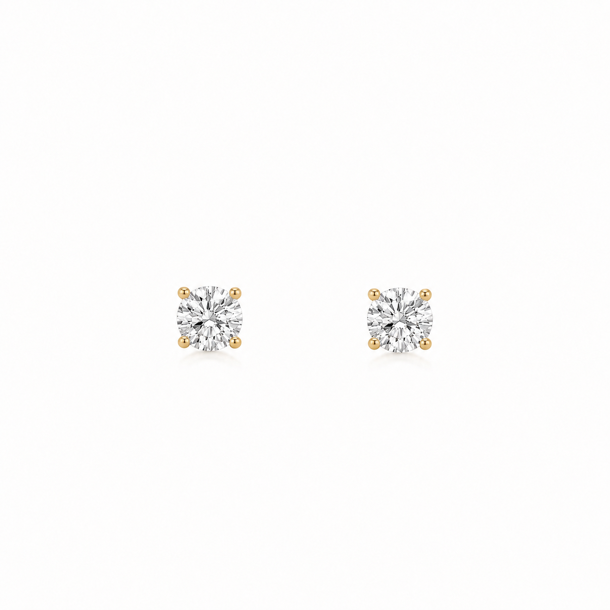 Náušnice prírodné diamanty 0,20 ct