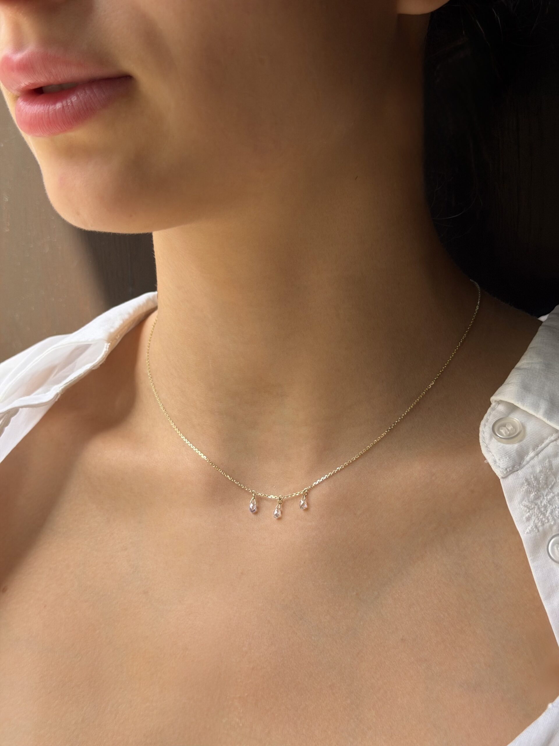 Náhrdelník White Diamonds Drops – Obrázok 2